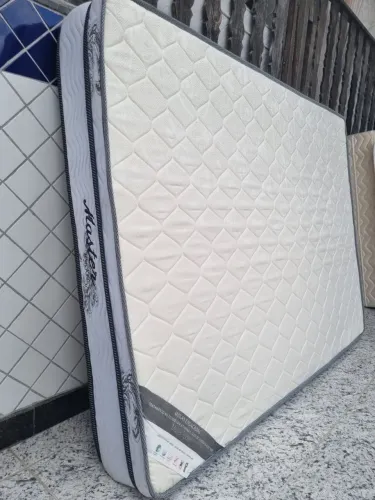 Colchão casal Ortobom muito bom aceito cartão e entrego