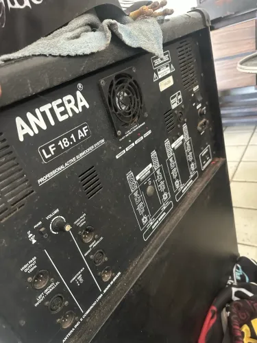Subwoofer antera ativo 18
