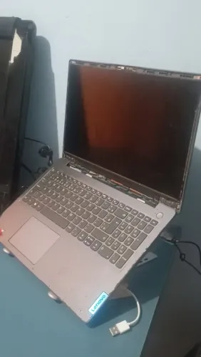 NOTEBOOK COM RYZEN 