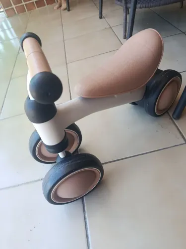 Bicicleta de equilibrio Buba