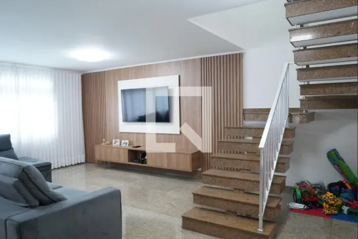 Casa à Venda - Jardim Anália Franco, 3 Quartos, 227 m2