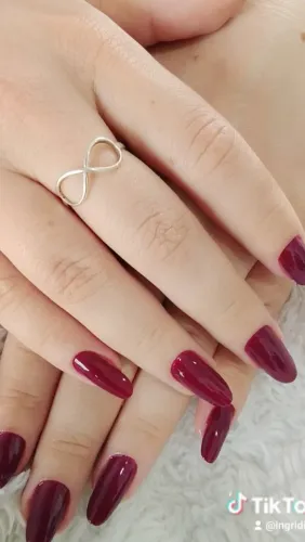 Karina Manicure & pedicure