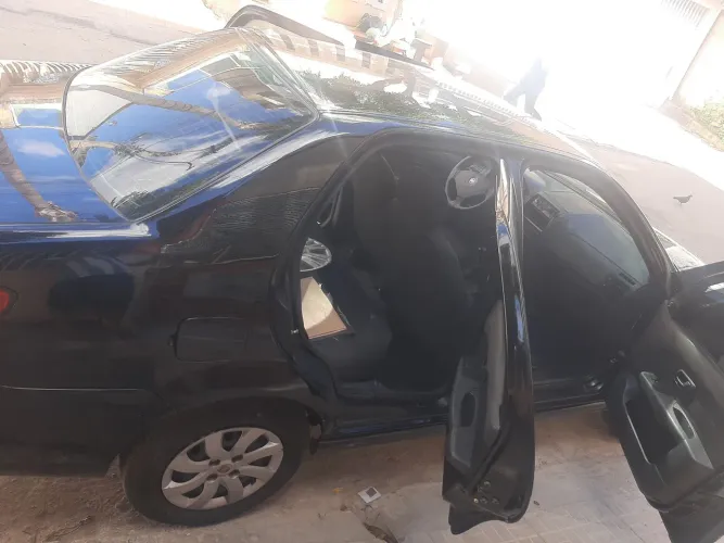 Fiat Siena EL Celeb. 1.4 MPI Fire Flex 8V 4P 2012