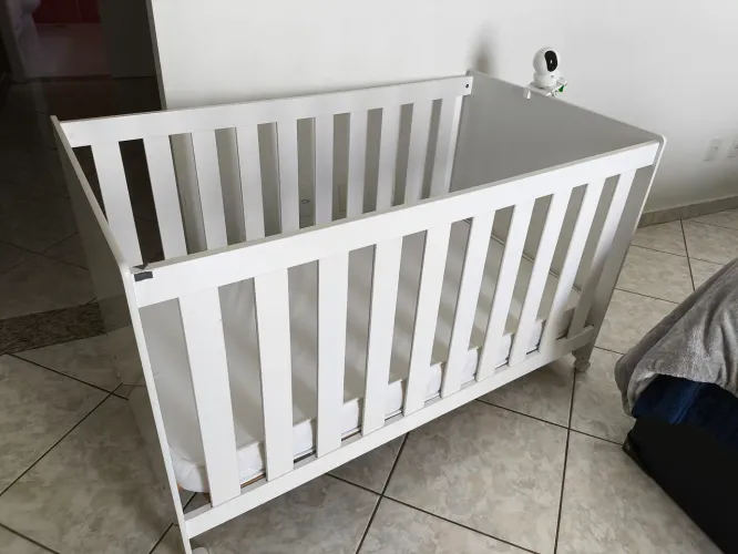 Berço americano com colchão impermeável