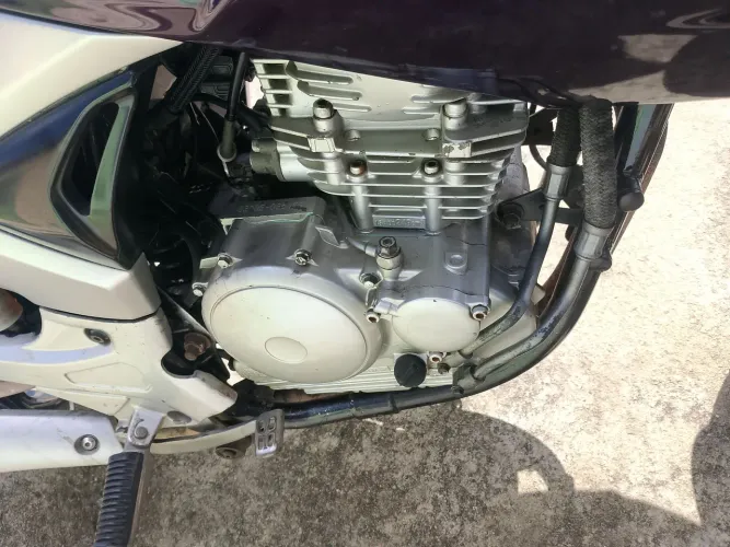 VENDO OU TROCO FZ 250 Ano 2011/2012