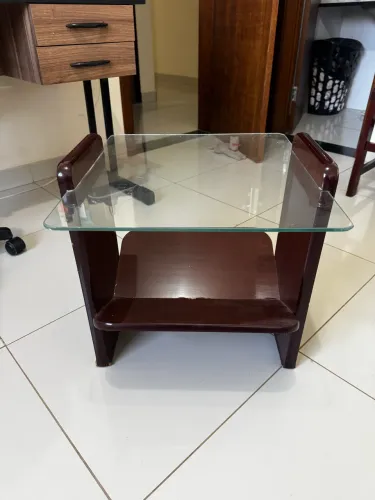 OPORTUNIDADE: Mesinha de centro