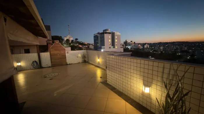 Cobertura com 4 quartos para alugar em Belo Horizonte