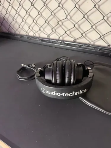 Fone Audio-Technica ATH-M50x Profissional