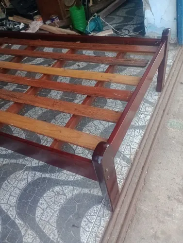 Vendas e manutenção em camas estrado en gerall