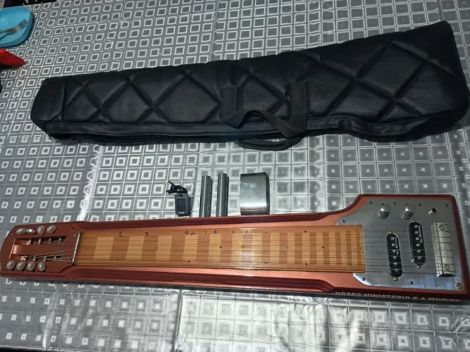 Guitarra havaiana by junior Dornelas 