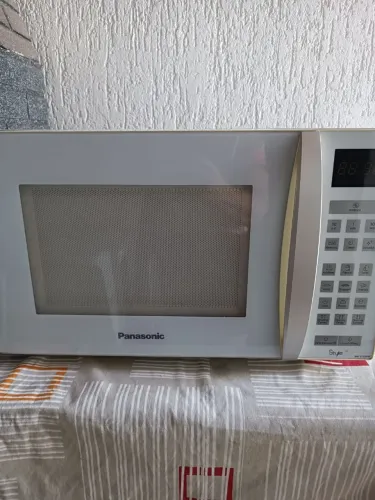 Microondas Panasonic 32 Litros.