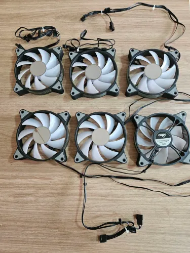 Kit 6 fan AIGO AR12 Pro