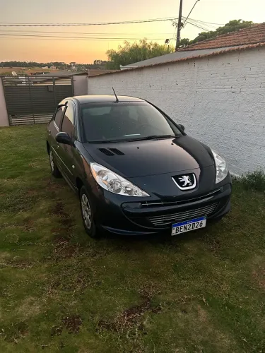 Peugeot 207 XR 1.4 Flex 8V 5P 2012