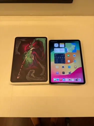 iPad Pro 11? 256 GB Wi-Fi (1ª geração) - Space Gray