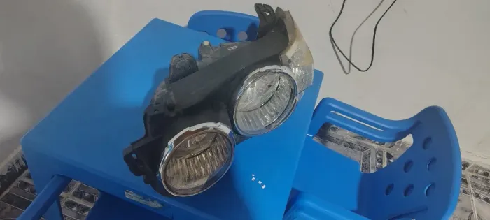 Farol esquerdo Sonic 2014 original 