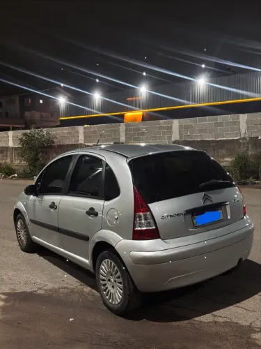 Citroen C3 GLX 1.4/ GLX Sonora 1.4 Flex 8V 5P 2011