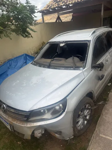VW Tiguan capotada - venda no estado para retirada de peças.