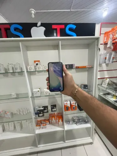 iPhone 11 Pro 256 gb funcionando tudo 