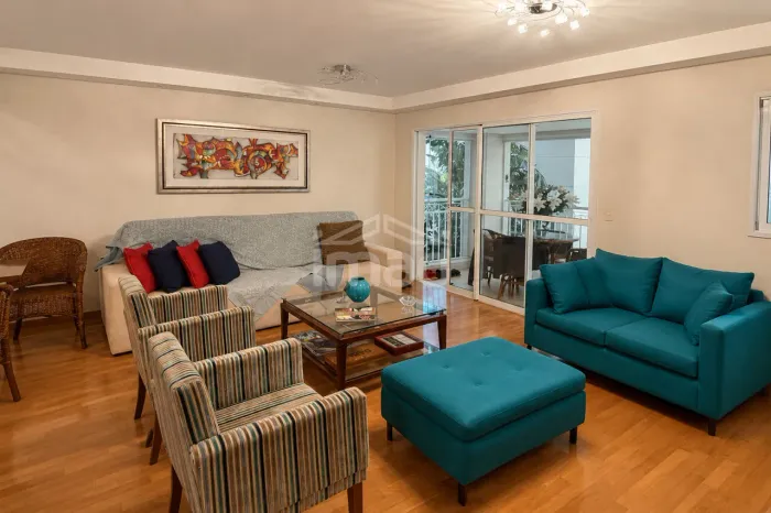 Apartamento com planta bem distribuída!