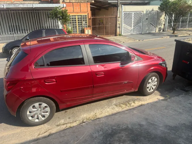 Chevrolet Onix Hatch LT 1.0 8V Flex Mec. 4P 2018