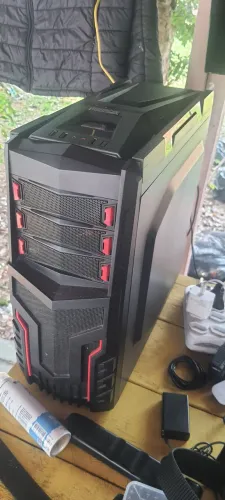 Pc gamer mediano 15 12 de ram ssd2 250 mais 1 terá de hd