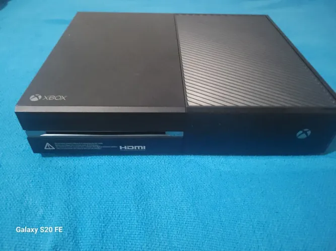 Xbox one fat !(somente o Xbox e a fonte)!