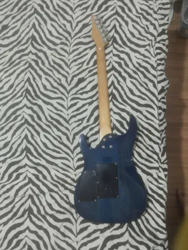 Guitarra Golden 
