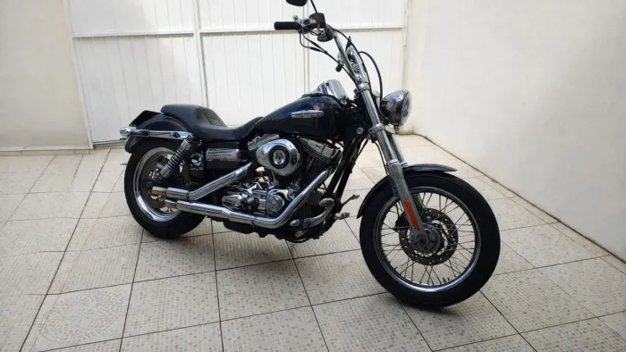 Harley Davidson Dyna Super Glide Custom