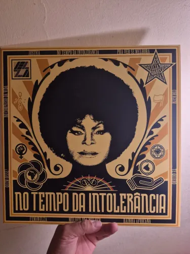 LP Elza Soares No tempo da intolerância (Noize)