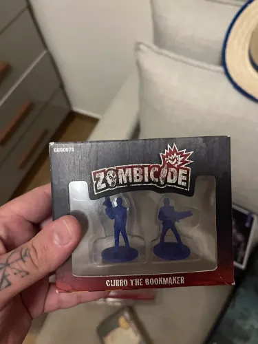 Zombicide miniatura exclusiva kickstarter ks