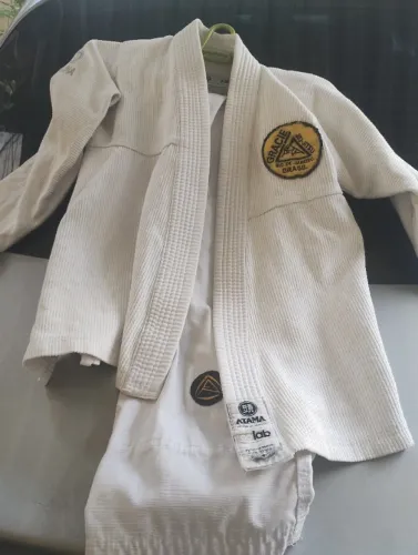 Kimono Jiu jitsu gracie