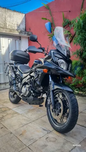 Suzuki DL V-Strom 650 XT ABS - baixíssima km!