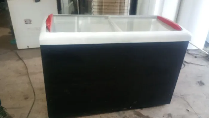 Ótimo freezer metalfrio 429 litros e entrego