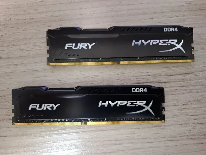 Memória DDR4 32GB Kingston HyperX Fury 2x16GB CL14