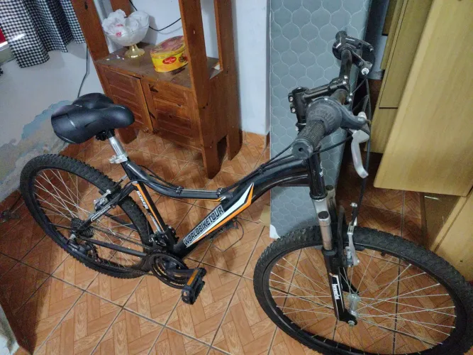 Bicicleta Caloi aro 26 freio vbrake