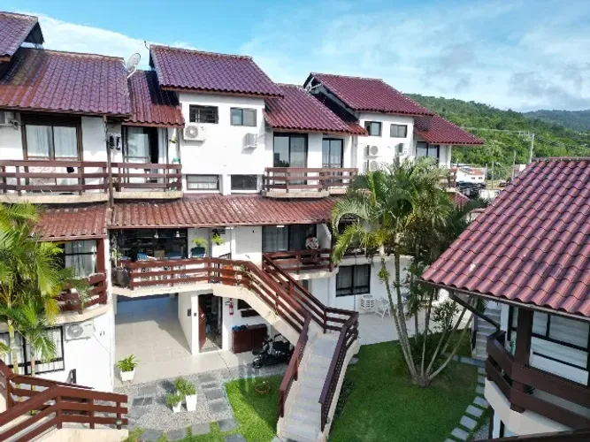 Aluguel Anual Duplex Mobiliado 2 quartos frente mar