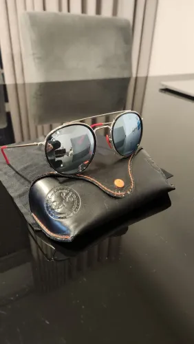 Oculos rayban ferrari