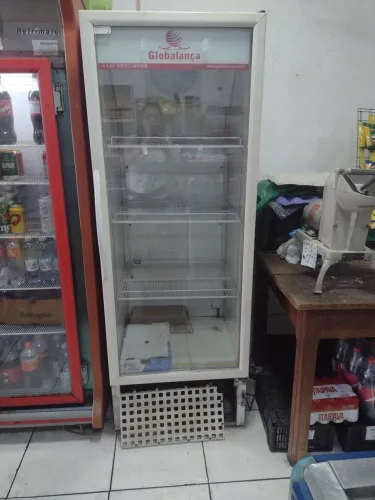 Geladeira Expositora 