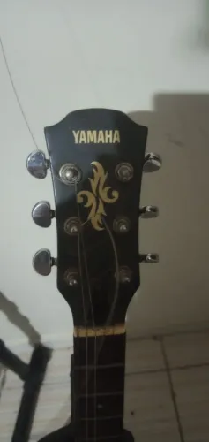 Violão Yamaha apx 4 cordas de aço