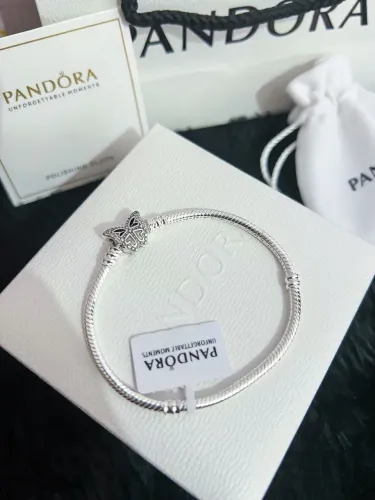 Pulseira Pandora fecho borboleta