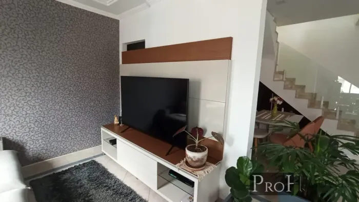 Cobertura 200m² 4 dormitórios sendo 2 suíte e Lazer completo  R$ 1.590.000,00