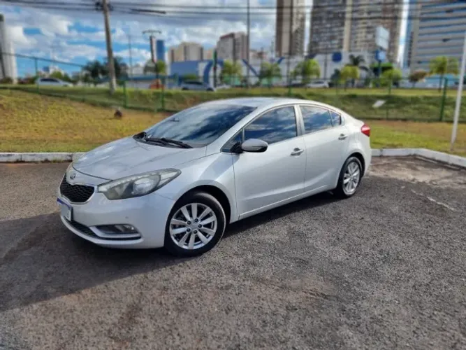 Kia Motors Cerato 1.6 16V Flex Aut. 2016