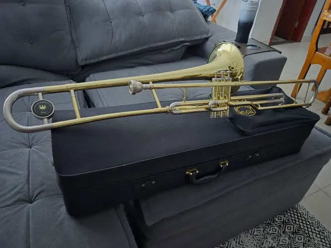 TROMBONE YANKEE SI BEMOL - PRIMEIRO DONO - NOVO