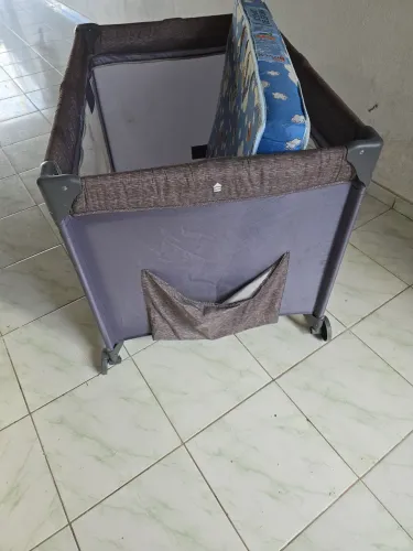 Vendo berço cercado 