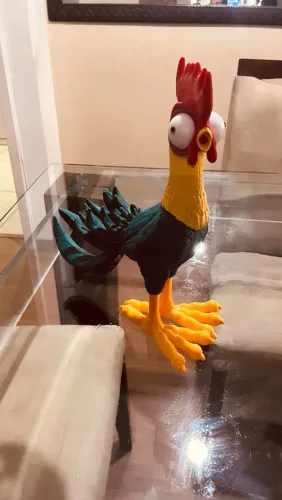 Vendo Galinha Hei Hei do filme Moana