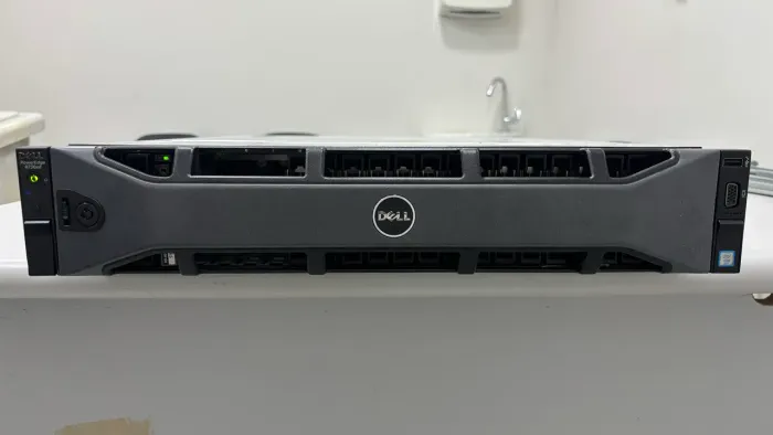 Servidor Dell PowerEdge R730xd 24 Baias | 2x Xeon E5-2683 v4 | 32GB | H730 | Trilho