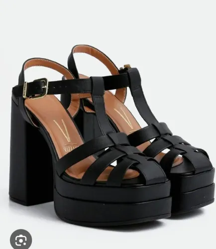 Sandalia Casual Salto Alto Vizzano