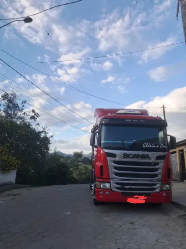 Vendo ou troco Scania financiada 