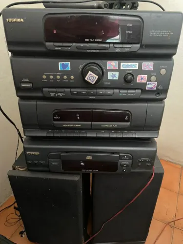 Reliquia! Aaparelho de som Toshiba, funcionando!