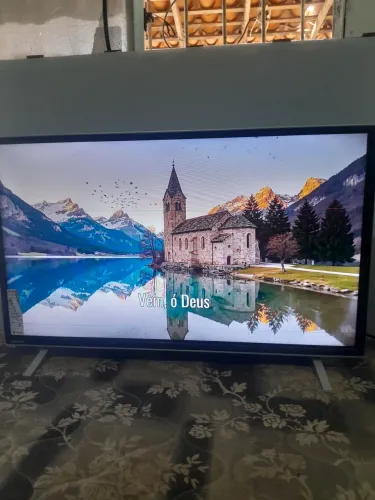 Vendo smart tv Toshiba 32 polegadas funcionando perfeitamente